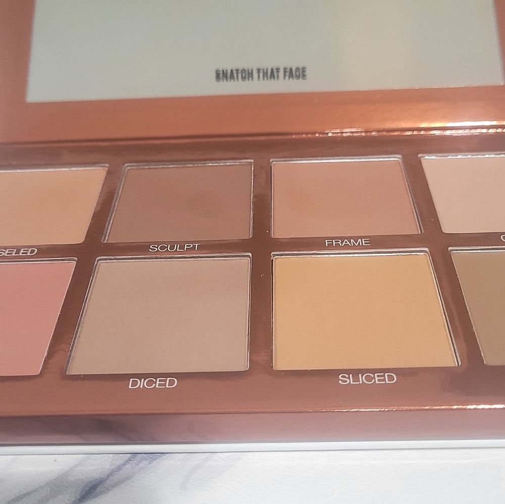 Sculpting and Contour Palette Scott Barn